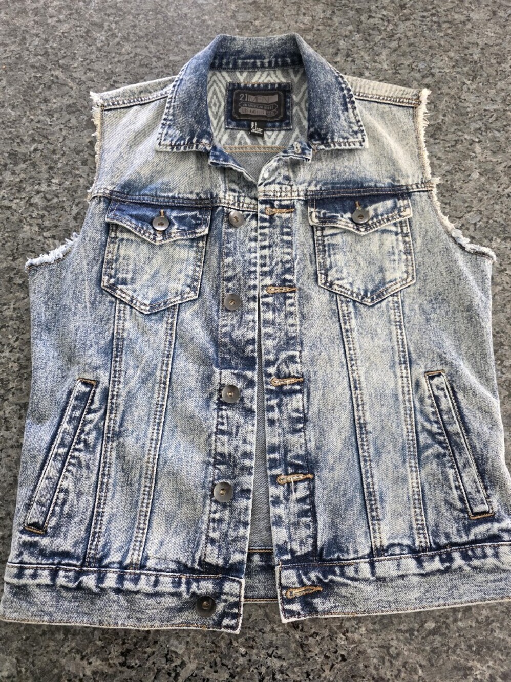21 Men Washed Denim Sleeveless Vest - Light Blue Sz Small